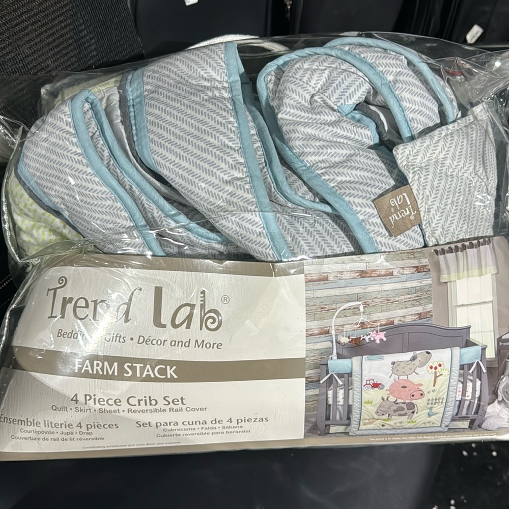 Brand new crib set
